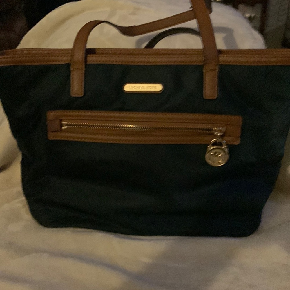 Michael kors water proof purse